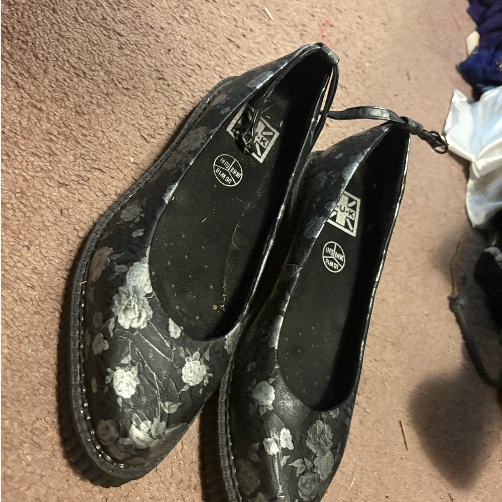 TUK Floral Black Women's Shoes